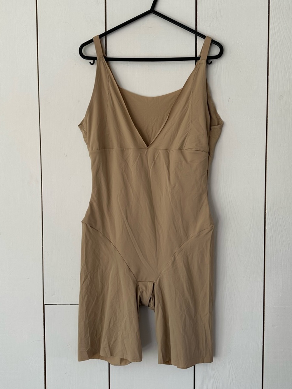 Maidenform Full Shapewear Deep V Neck Sz 2XL Tan